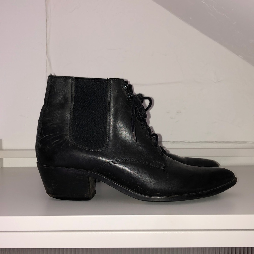 Ankle boots